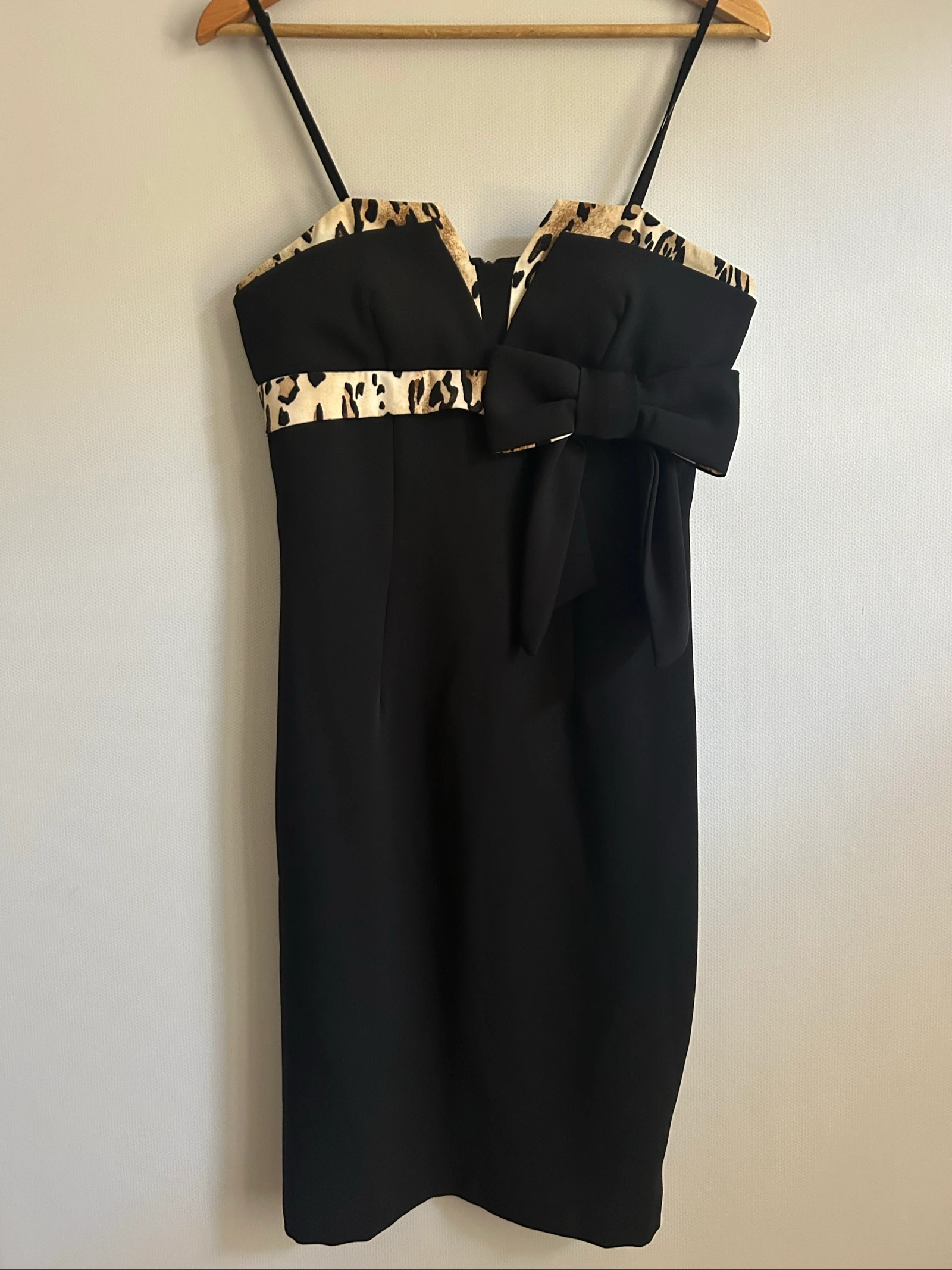 Vestido ajustado negro Fuego Woman con detalles de leopardo y lazo - Perfecto estado - T.36/38 – photo 2